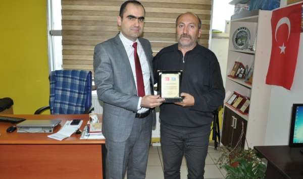 Çağdaş Türk Lehçeleri ve Edebiyatları Bölüm Başkanı Gulusoy'dan İHA'ya ziyaret 