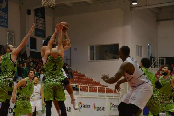 Türkiye Basketbol Ligi: Petkim Spor: 79 - Manisa Büyükşehir Belediye: 75 