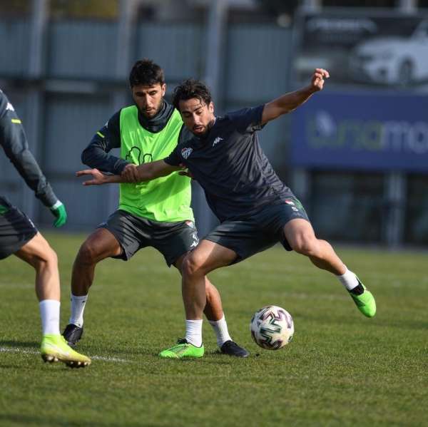 Bursaspor'da Ümraniyespor maçı hazırlıkları devam ediyor