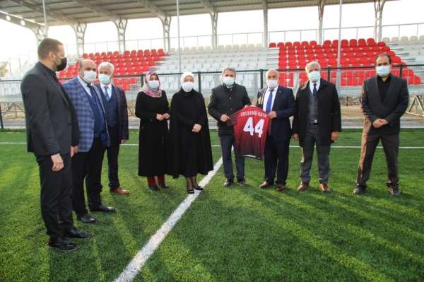 Milletvekili Çalık ve Başkan Güder, gençlik yatırımını inceledi 