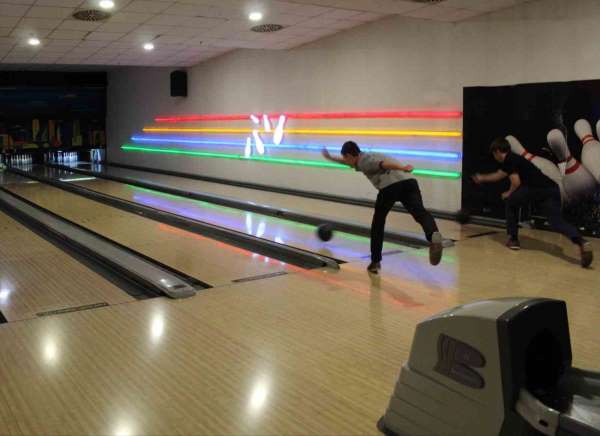 Afyonkarahisar'da Okul Sporları Bowling Turnuvası ilk kez düzenlendi