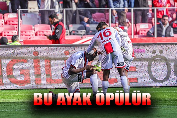 Bu ayak öpülür