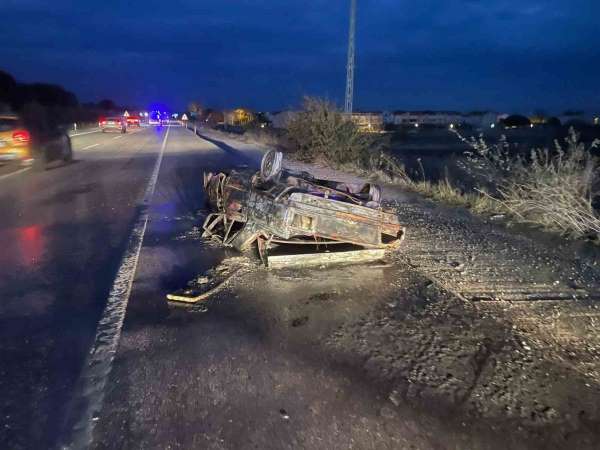 Balıkesir'de kaza yapan araç alev aldı: 2 yaralı