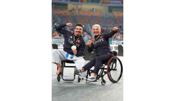 Aydınlı milli sporcu Uslu gümüş madalyanın sahibi oldu