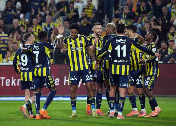 Fenerbahçe'de hedef; derbi galibiyeti ile liderliği almak
