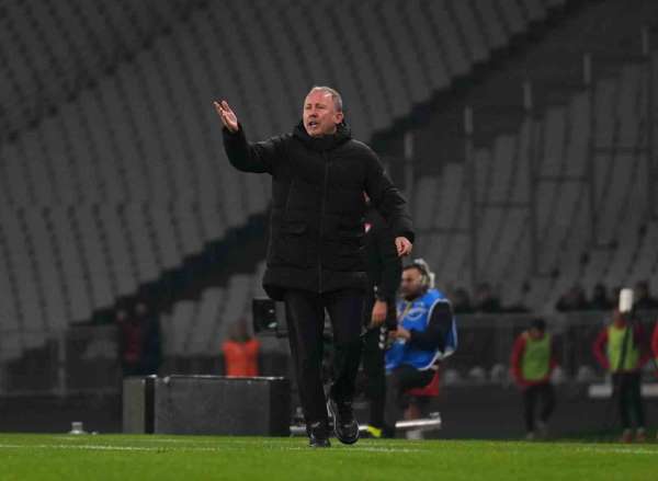 Trendyol Süper Lig: Fatih Karagümrük: 0 - Beşiktaş: 2