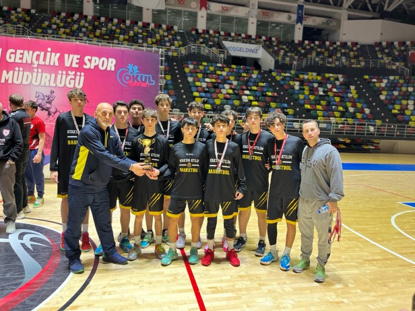 Samsun'da U16 Basketbol'da kıyasıya rekabet