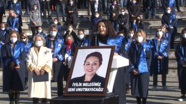 Aylin Sözer için öğretim üyesi olduğu üniversitede anma töreni düzenlendi 