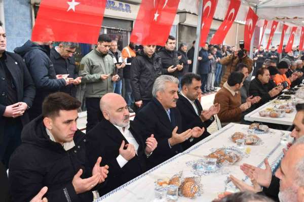 Bakan Yardımcısı Sağlam'dan şehit Yılmaz'ın ailesine taziye ziyareti