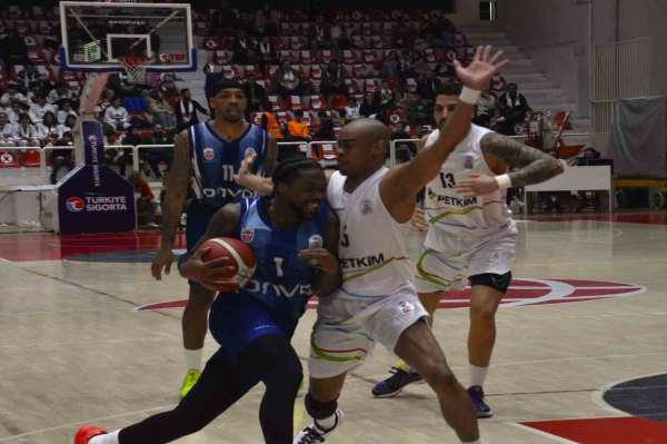 Basketbol Süper Ligi: Aliağa Petkimspor: 99 - Büyükçekmece Basketbol: 95