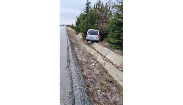 Afyonkarahisar'da trafik kazası, 2 yaralı