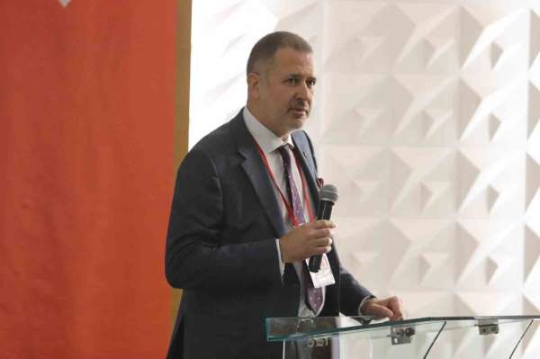 Karşıyaka Başkanı İlker Ergüllü: 'Başkan yok, yönetim yok'