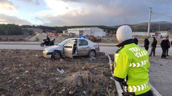 Kütahya'da o kavşakta yine kaza: 1 yaralı