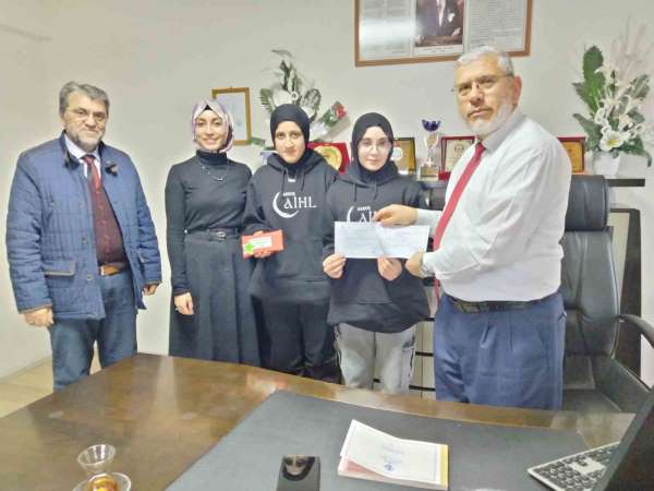 Öğrencilerden Suriye ve Filistin'e yardım eli