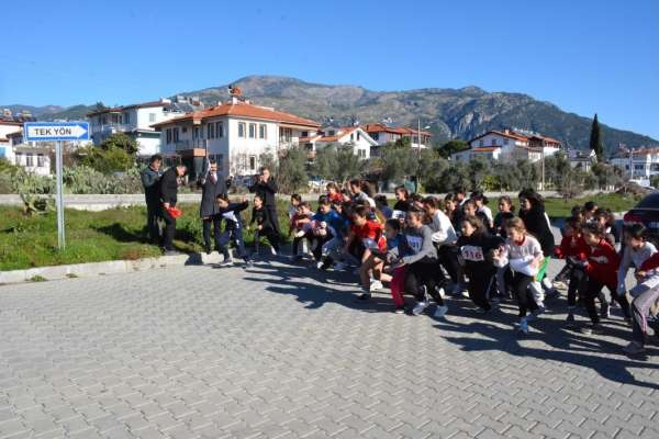 Köyceğiz'de Atatürk yol koşusu yapıldı