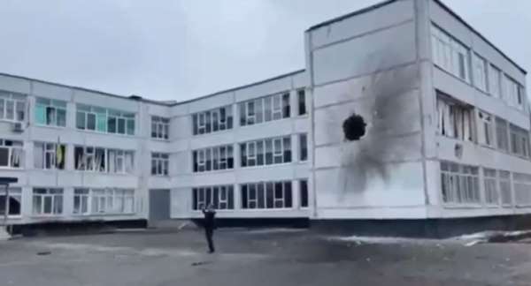 Rus ordusu Ukrayna'da okulu vurdu - Harkov haber