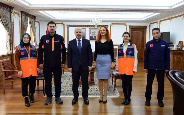 Vali Akın: 'Etkinliklerle toplumsal bilinç kazandırılıyor' - Kırşehir haber