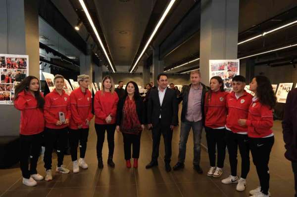 Kadın ve spor konulu sergide ALG Spor'a yoğun ilgi