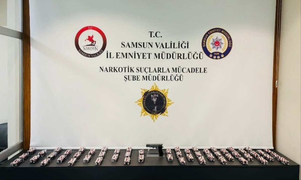 Samsun'da 4 bin 816 adet sentetik ecza ele geçirildi