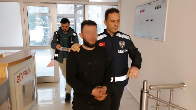 Samsun'da evini yakan şahıs adliyeye sevk edildi