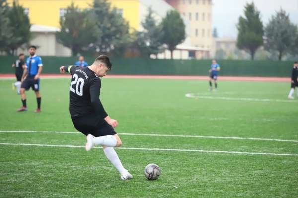 Okul Sporları Futbol Gençler grup şampiyonası Denizli'de başlıyor