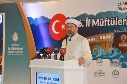 Diyanet İşleri Başkanı Erbaş: 'Zekatın, diğer ibadetlerden ayırt edilmemesi gere