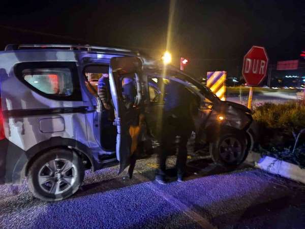 Bayram günü korkutan kaza, duble yolda can pazarı: 9 yaralı - Sakarya haber