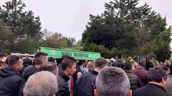 Bayrama ziyaretinde kazada ölen sürücü toprağa verildi - Zonguldak haber