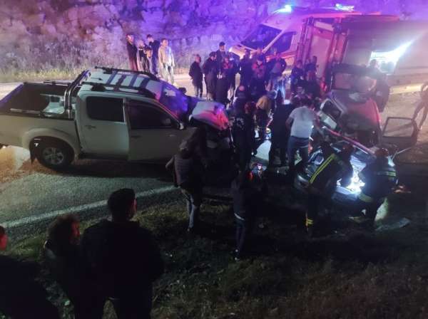Manisa'da trafik kazası: 2'si çocuk 5 yaralı - Manisa haber