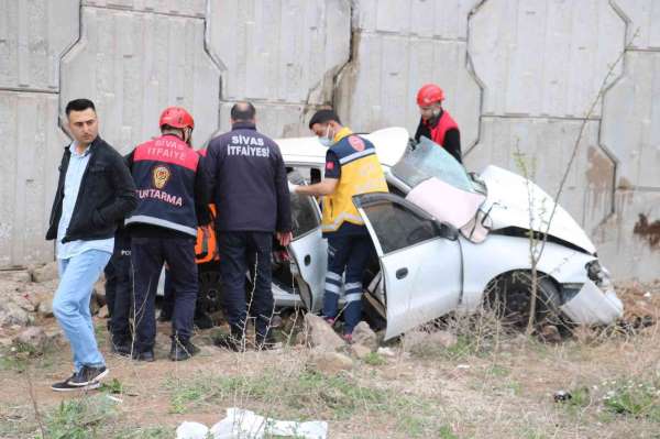 Sivas'taki trafik kazasında ölü sayısı 2'ye yükseldi - Sivas haber