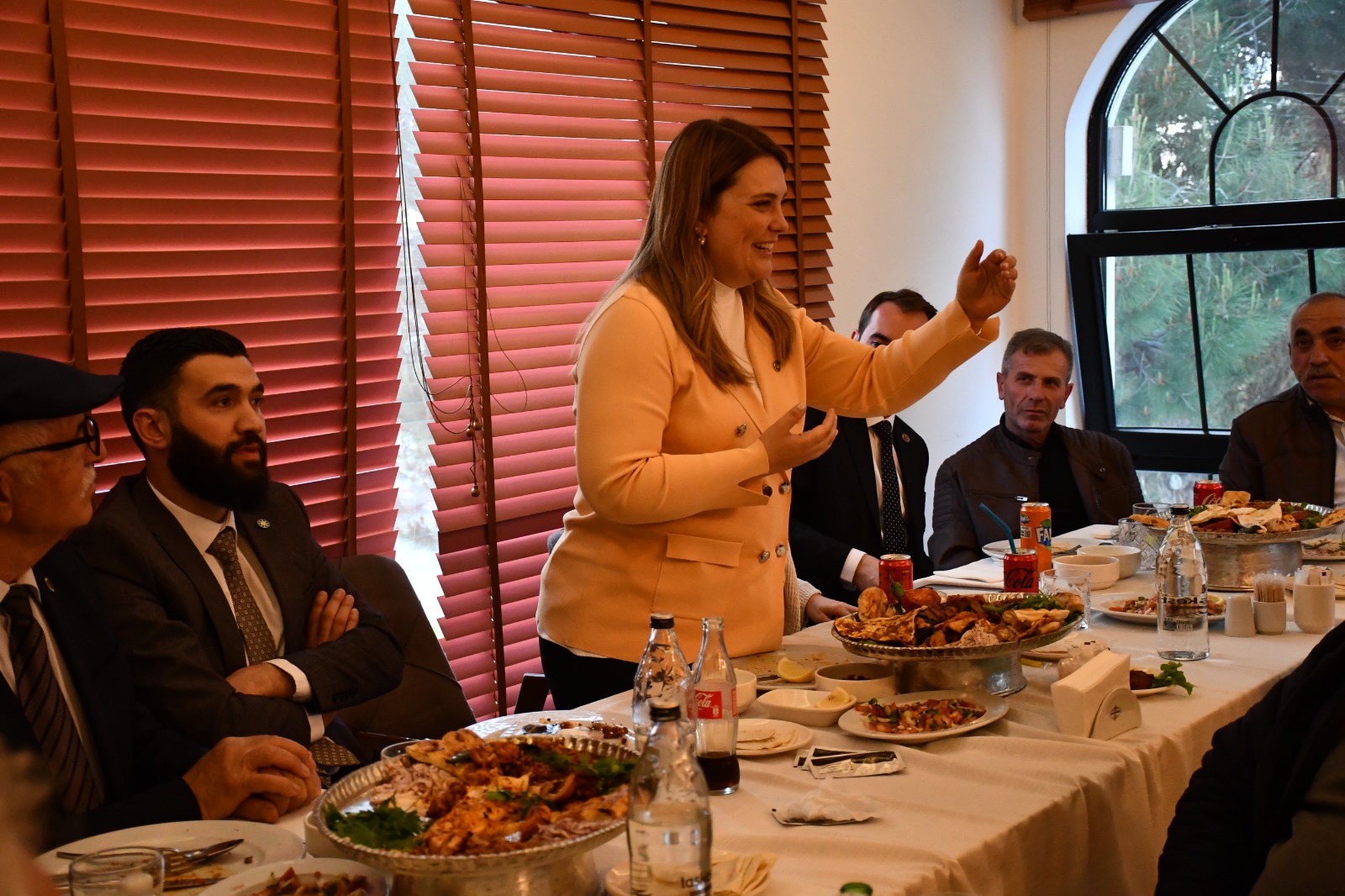 Tüfekci, Atakum'da Muhtarlarla buluştu