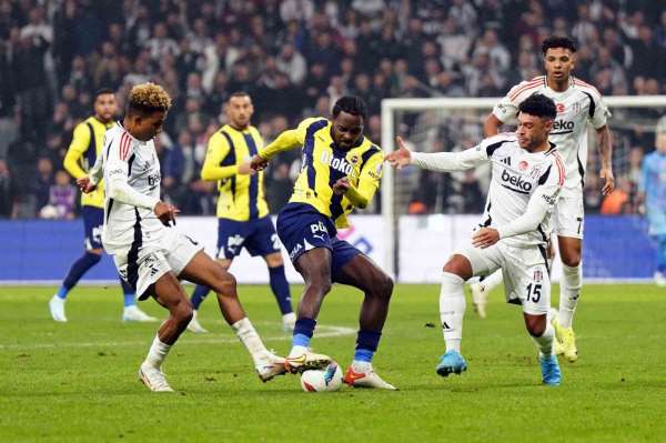 Fenerbahçe'de hedef derbiyi kazanarak yarışı sürdürmek