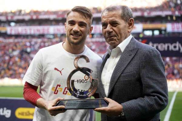 Galatasaray'da 2 değişiklik