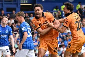 Hull City, önümüzdeki sezon da Championship'te mücadele edecek