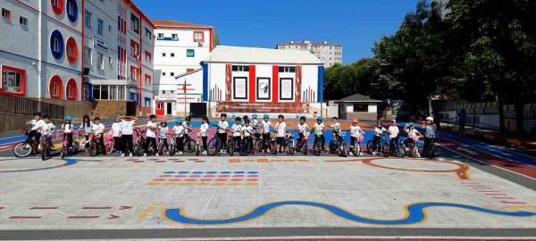 Dünya Bisiklet Günü'nde pedallar gelecek için döndü