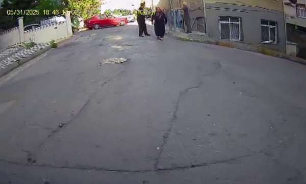 Pendik'te trafikte dehşet: Tartıştığı sürücüyü bıçakla tehdit etti
