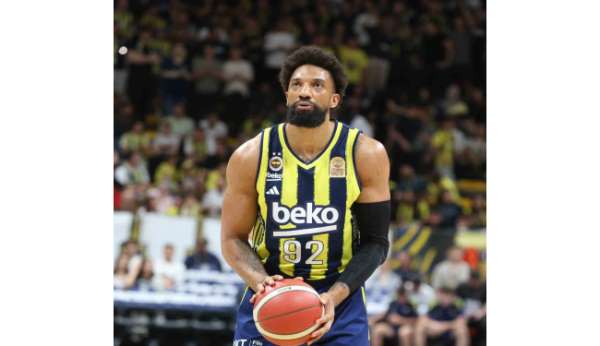 Fenerbahçe seride 2-0 öne geçti