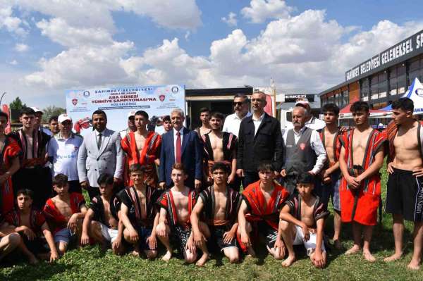 Okul Sporları Aba Güreşi Türkiye Şampiyonası Şahinbey'de başladı
