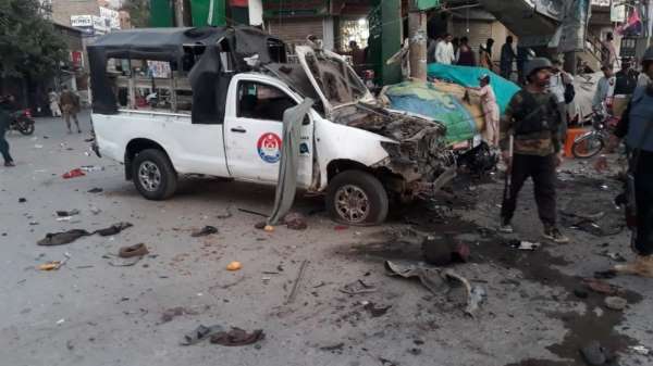 Pakistan'da patlama: 4 ölü, 20 yaralı 