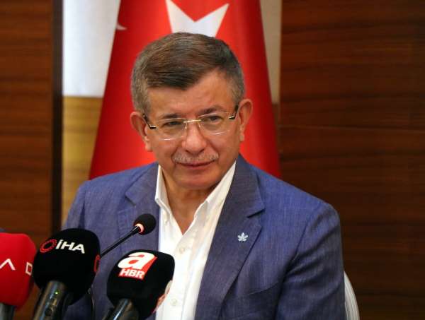 Davutoğlu: 'Muhalefet ile çok yakın temaslarımız var'