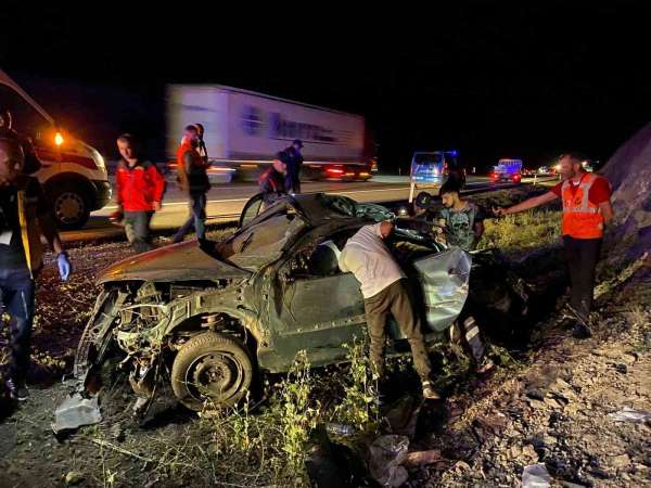 TEM'de feci kaza: 1 ölü, 2 yaralı