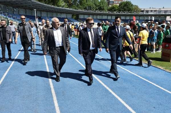 Kütahya'da Yaz Spor Okulları coşkuyla açıldı