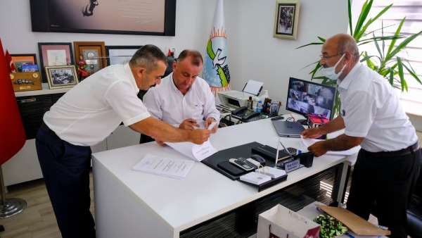Sinop Belediyesi'nde toplu sözleşme sevinci