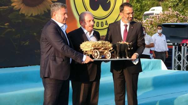 TBMM Başkanı Şentop Çorlu Tarım Fuarı'nın açılışını yaptı