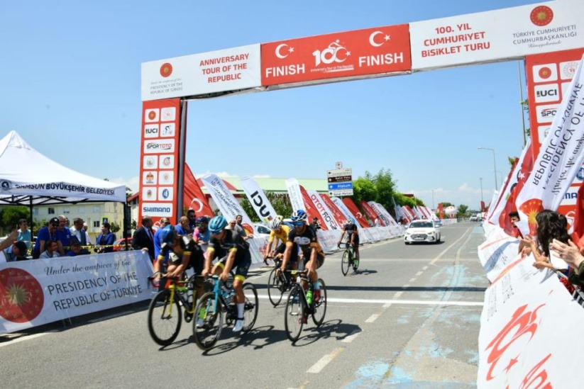 100. Yıl Cumhuriyet Bisiklet Turu'nun Havza-Samsun etabı tamamlandı