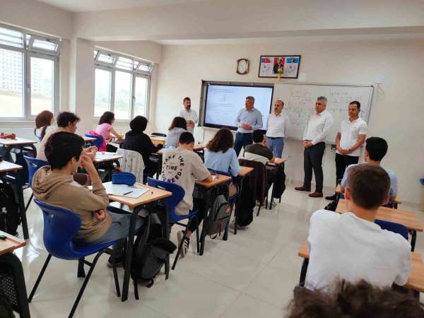 Samsun'da öğrenciler DYK yaz okullarıyla destekleniyor