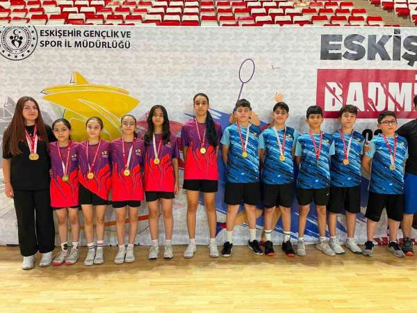 ANALİG Badminton'da Kayseri'den çifte zafer