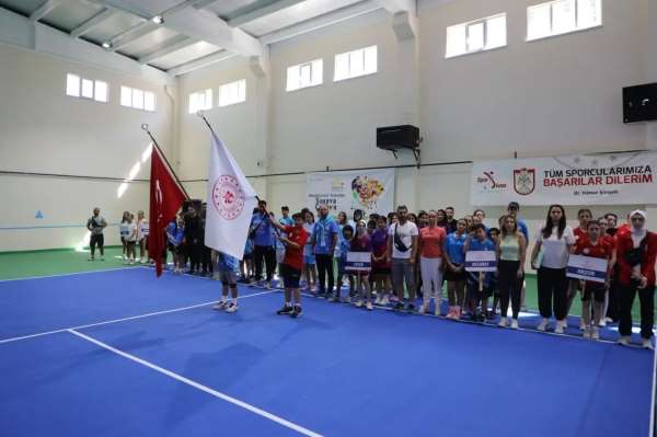 ANALİG tenis müsabakalarının açılış seremonisi yapıldı