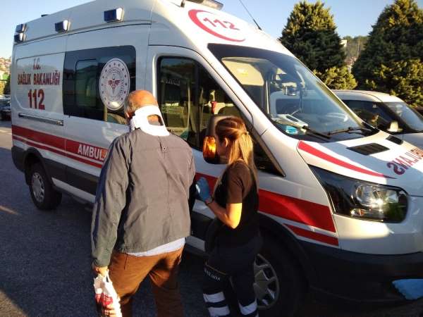 Kocaeli'de halk otobüsü kazaya karıştı: 3 yaralı 