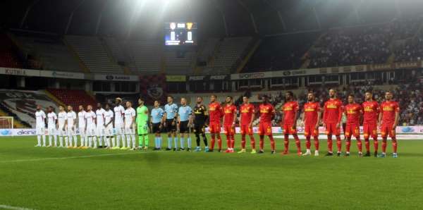 Süper Lig: Gazişehir Gaziantep:0 - Göztepe: 0 (İlk Yarı) 